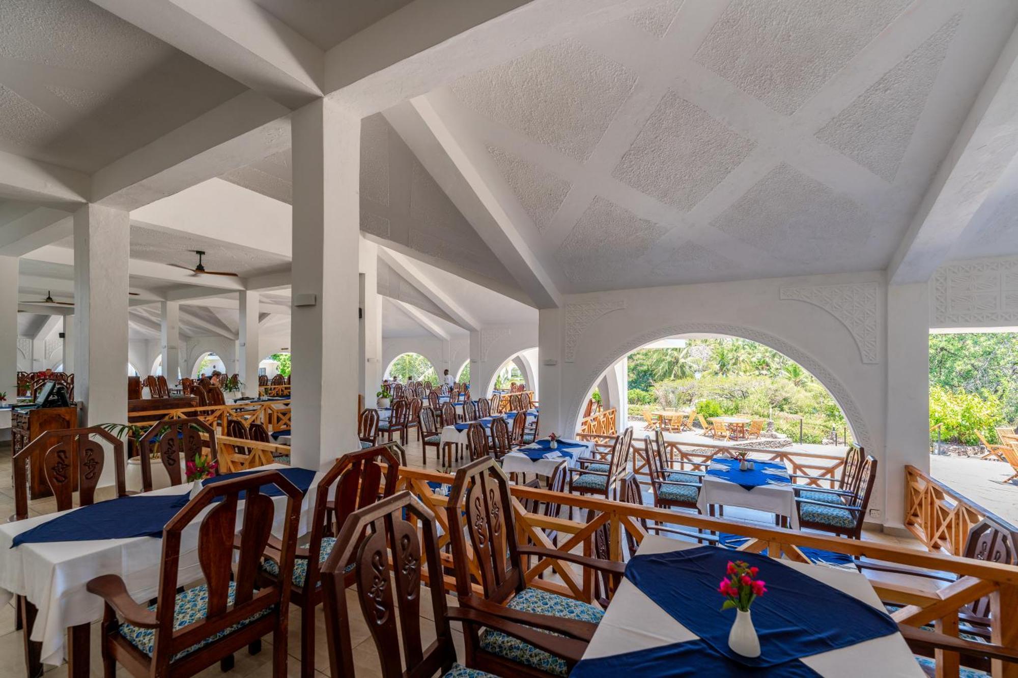 Diani Sea Resort - All Inclusive Diani Beach Esterno foto