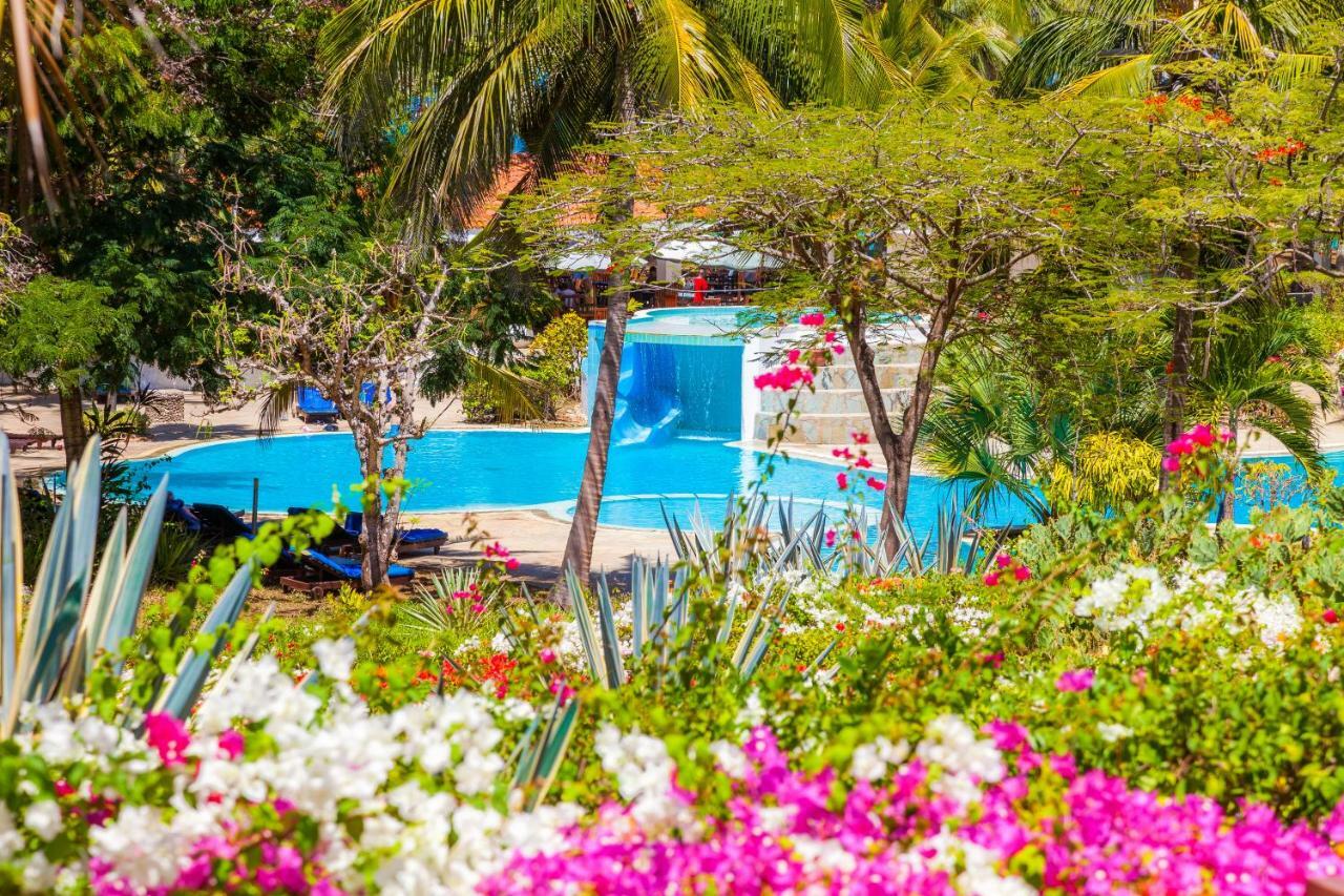 Diani Sea Resort - All Inclusive Diani Beach Esterno foto